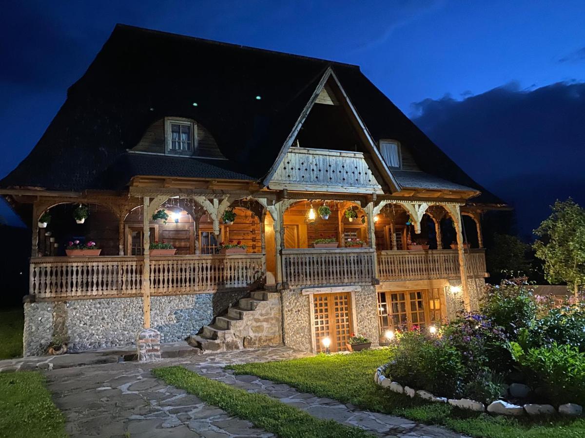 Casa Chira Ξενοδοχείο Vişeu de Sus Εξωτερικό φωτογραφία