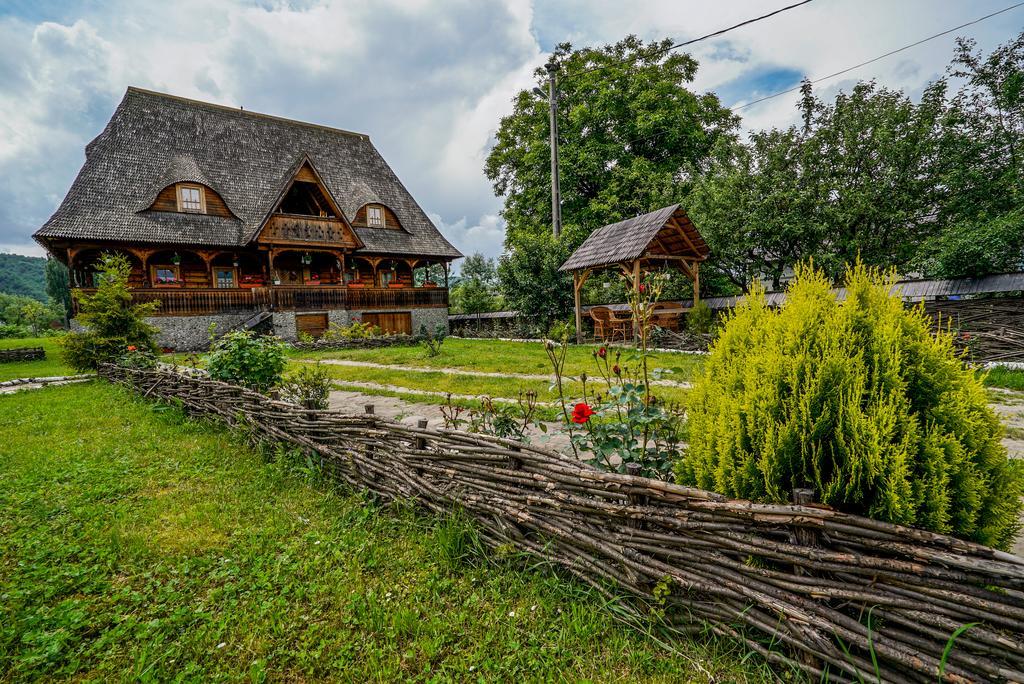 Casa Chira Ξενοδοχείο Vişeu de Sus Εξωτερικό φωτογραφία